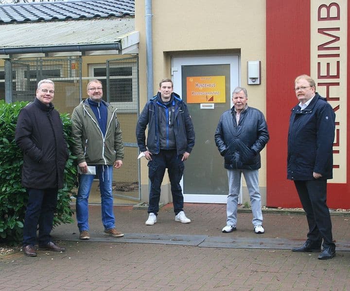 Freudiger Besuch im Tierheim